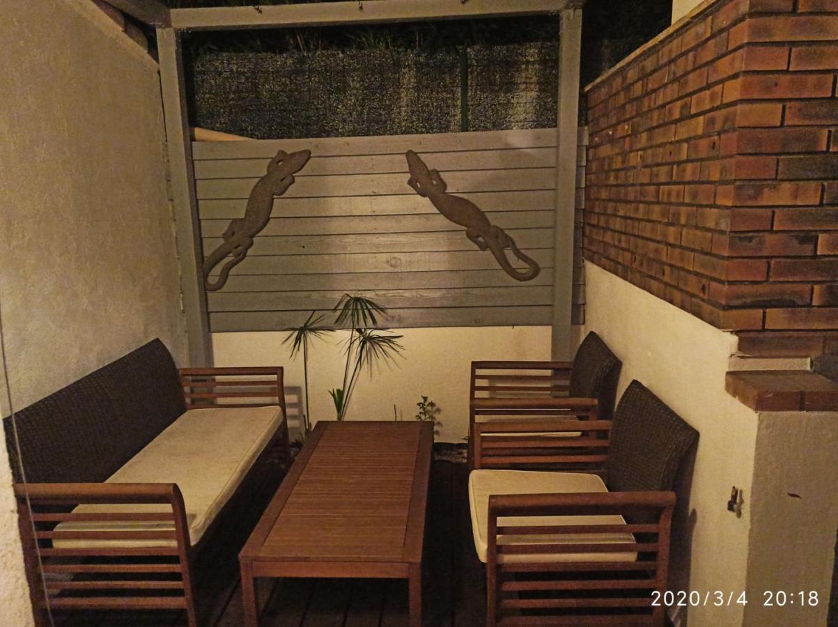 Secret Garden - Chez Gilles Et Tra - Maison D Hote -T2 Super Mignon, Neuf Et Independant , Dans Cadre Agreable Et Zen Valergues 외부 사진
